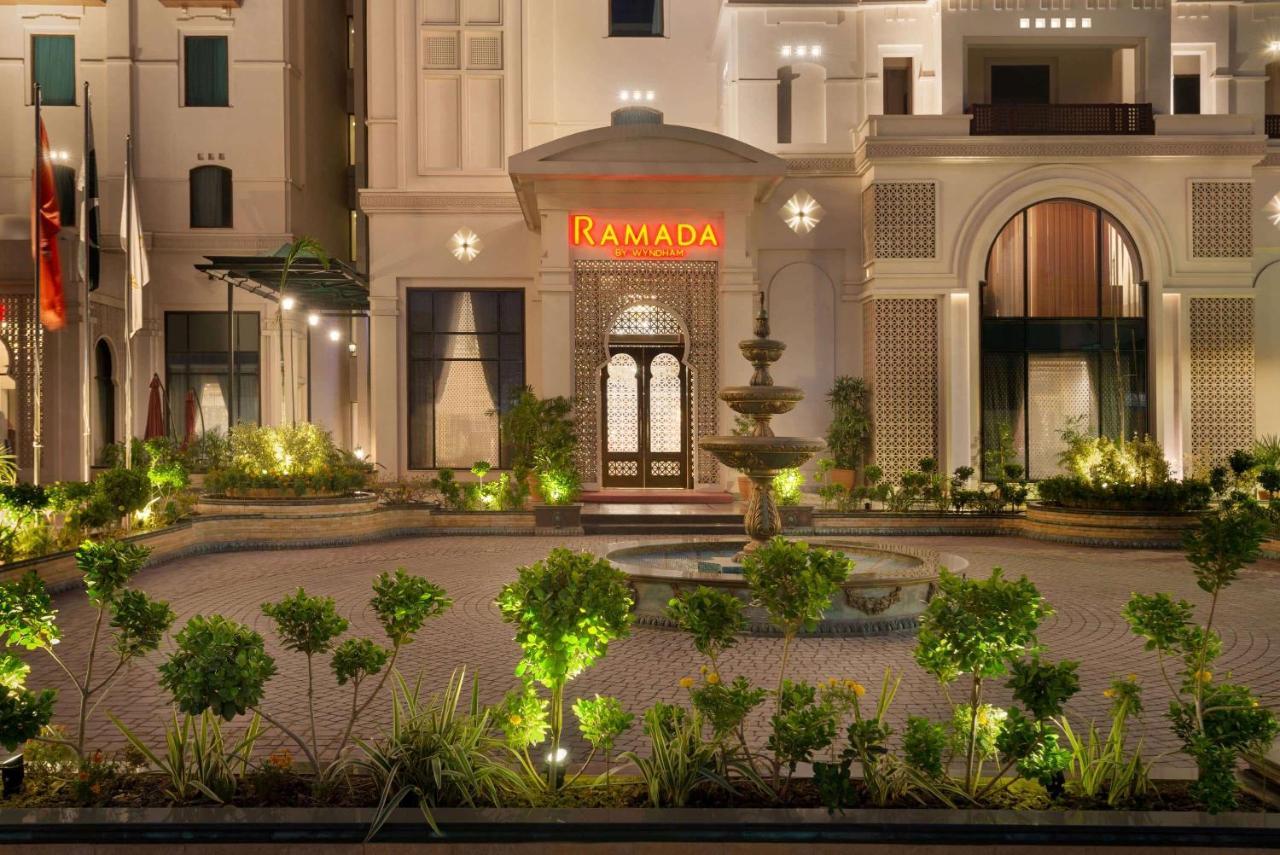 Ramada By Wyndham Lahore Gulberg II Hotel Exterior foto